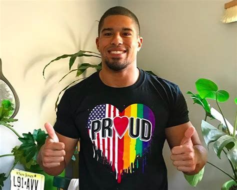 PHOTOS: Pro wrestler Anthony Bowens strips down and opens up